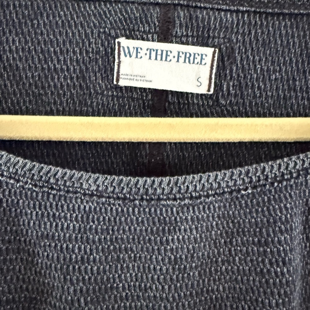 Free People cropped thermal in washed black size S - Picture 9 of 11